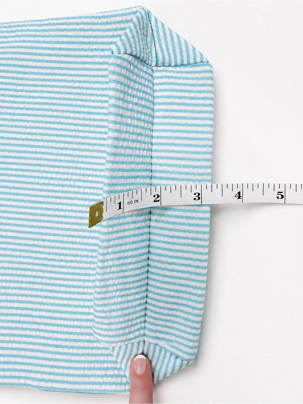 YOOLIFE Seersucker Initial “K” Cosmetic / Makeup Bag – Aqua Stripe NWT